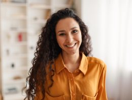 Syrielle, professeur de maths au collège à Dunkerque